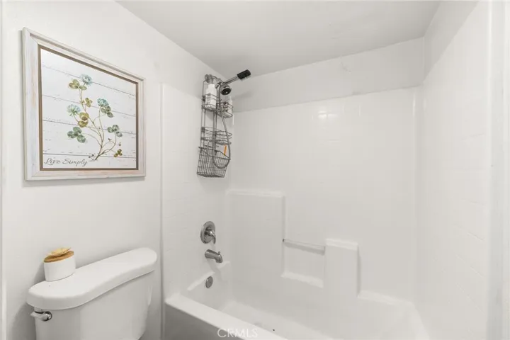 13310 Spring Valley B, Victorville, California 92395