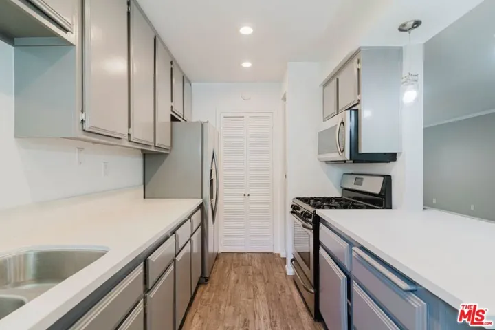 3622 Kalsman Drive 2, Los Angeles, California 90016