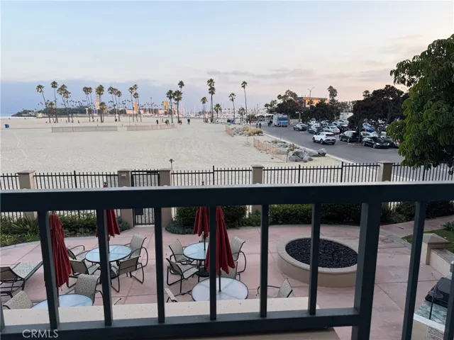 850 E Ocean Boulevard B3, Long Beach, California 90802