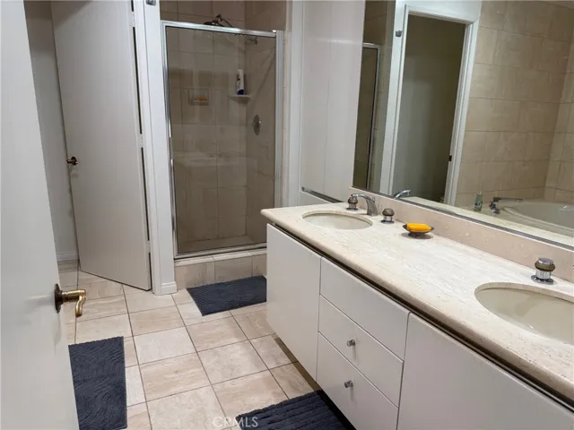 850 E Ocean Boulevard B3, Long Beach, California 90802