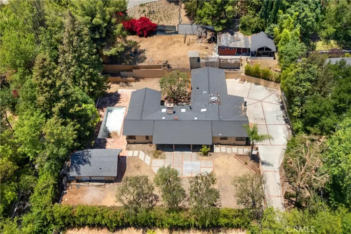 5403 Shirley Avenue, Tarzana, California 91356