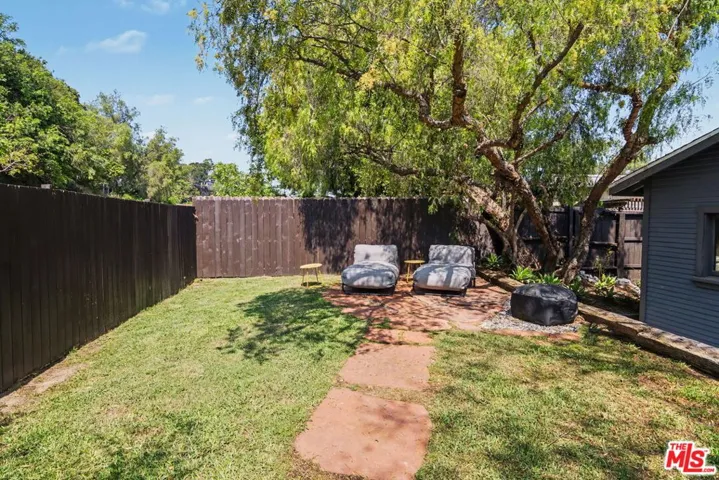 2449 Riverside Place, Los Angeles, California 90039