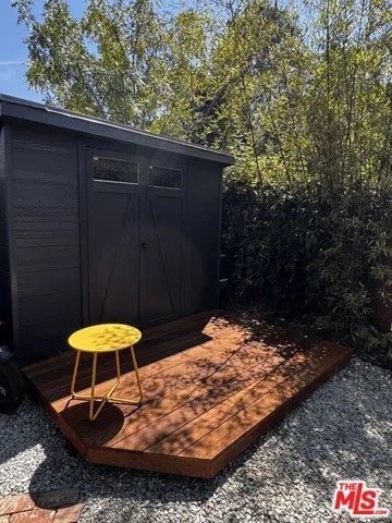 2449 Riverside Place, Los Angeles, California 90039