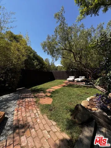 2449 Riverside Place, Los Angeles, California 90039