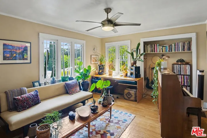 2449 Riverside Place, Los Angeles, California 90039