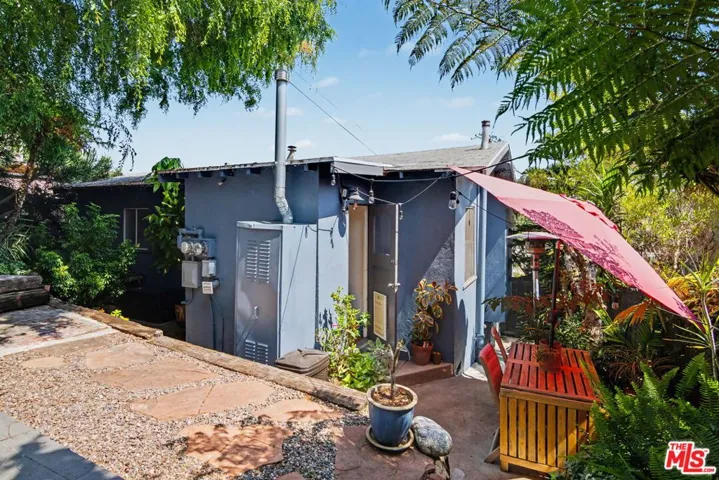 2449 Riverside Place, Los Angeles, California 90039