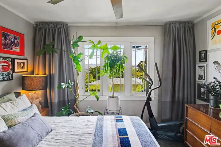 2449 Riverside Place, Los Angeles, California 90039