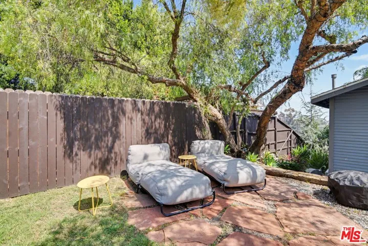 2449 Riverside Place, Los Angeles, California 90039