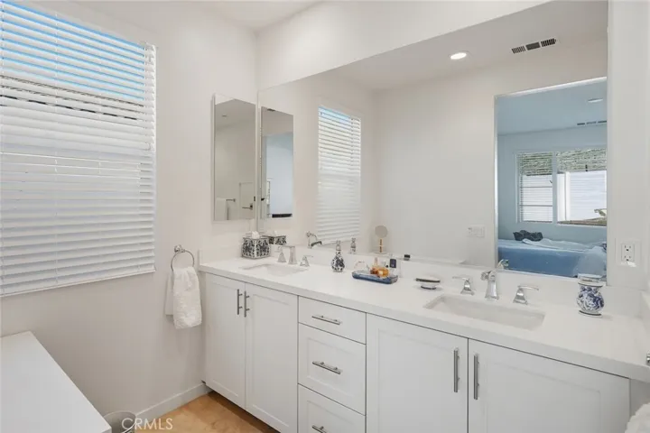 17806 Top Court, Canyon Country, California 91350
