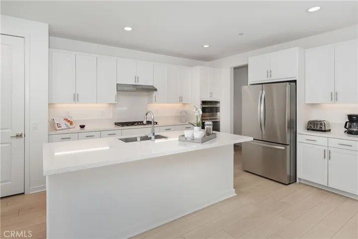 17806 Top Court, Canyon Country, California 91350