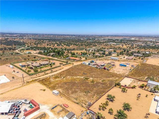 6589 Fremontia Road, Oak Hills, California 92344