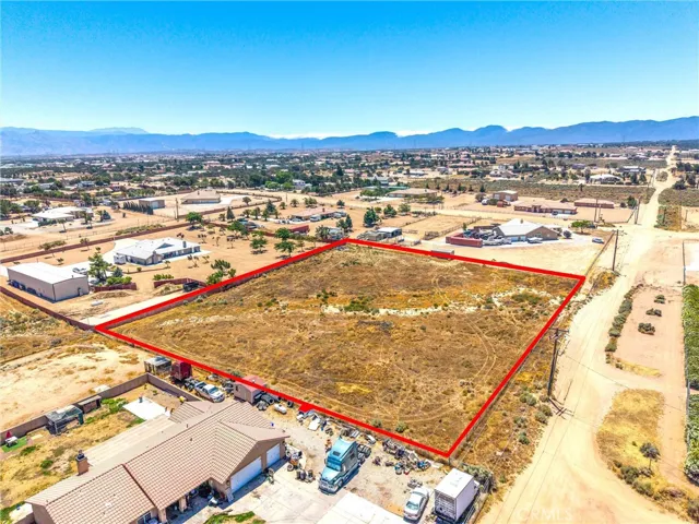 6589 Fremontia Road, Oak Hills, California 92344