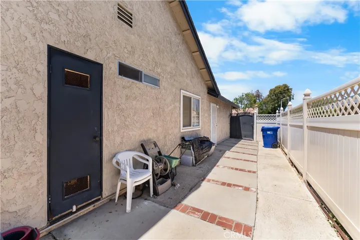 2038 E Avenue R12, Palmdale, California 93550