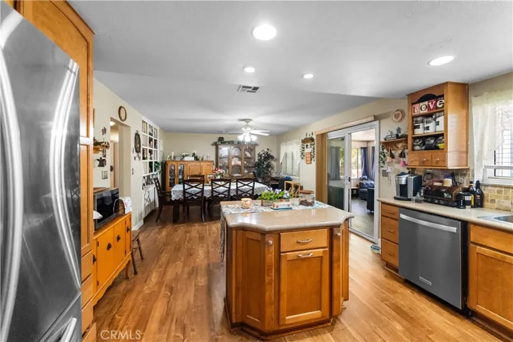 2038 E Avenue R12, Palmdale, California 93550