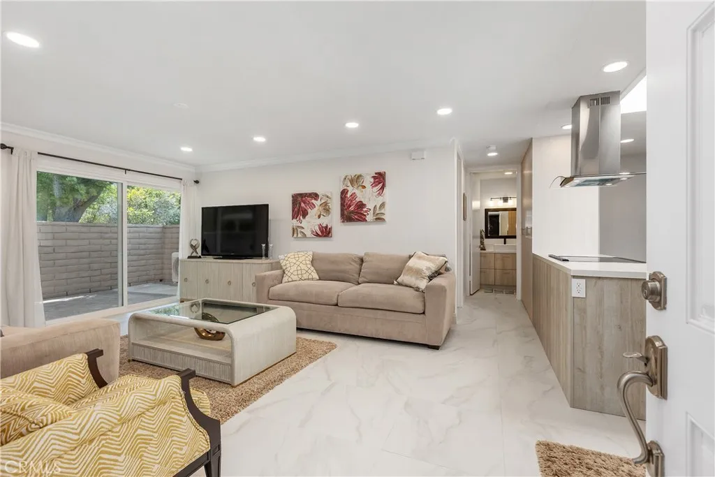 2243 Via Puerta, Laguna Woods, California 92637 — photo 5