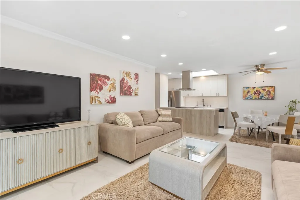 2243 Via Puerta, Laguna Woods, California 92637 — photo 4