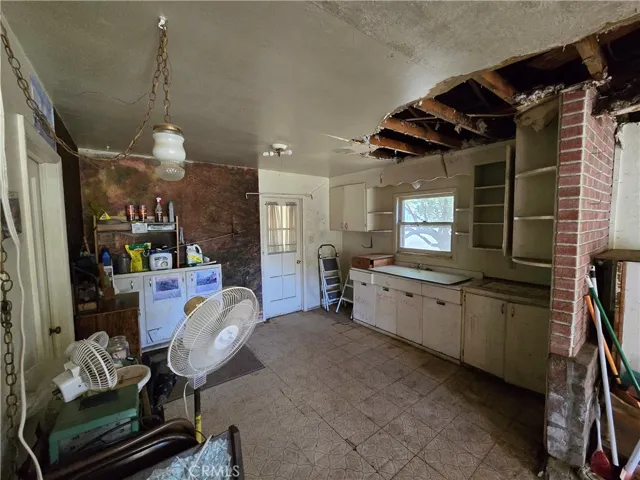 24366 Electric Avenue, Red Bluff, California 96080