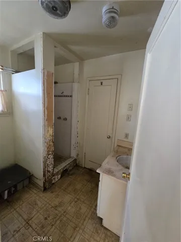 24366 Electric Avenue, Red Bluff, California 96080