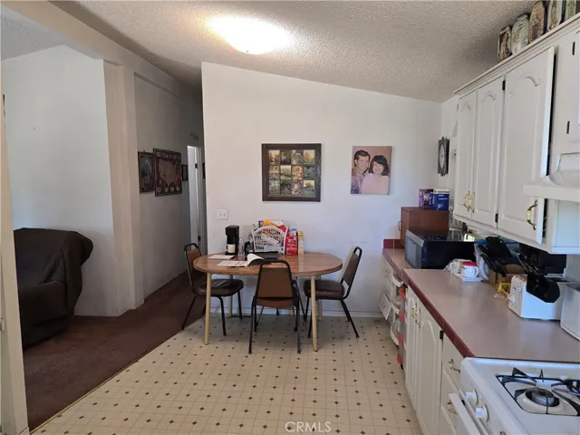 24366 Electric Avenue, Red Bluff, California 96080