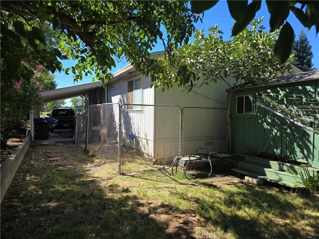 24366 Electric Avenue, Red Bluff, California 96080 — photo 4