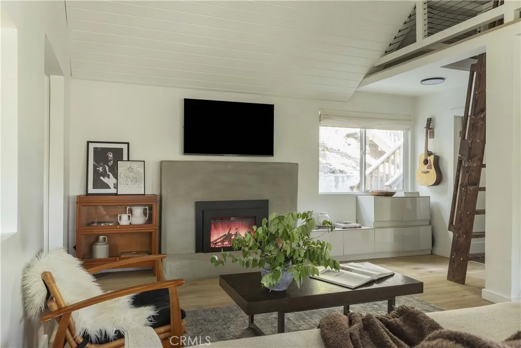 829 Sierra Vista Drive, Twin Peaks, California 92391 — photo 5