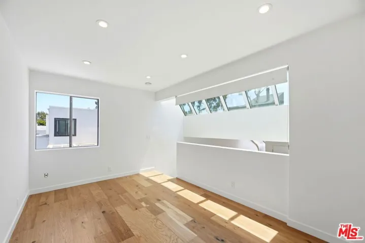 29221 Heathercliff Road 9, Malibu, California 90265