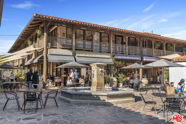 29221 Heathercliff Road 9, Malibu, California 90265