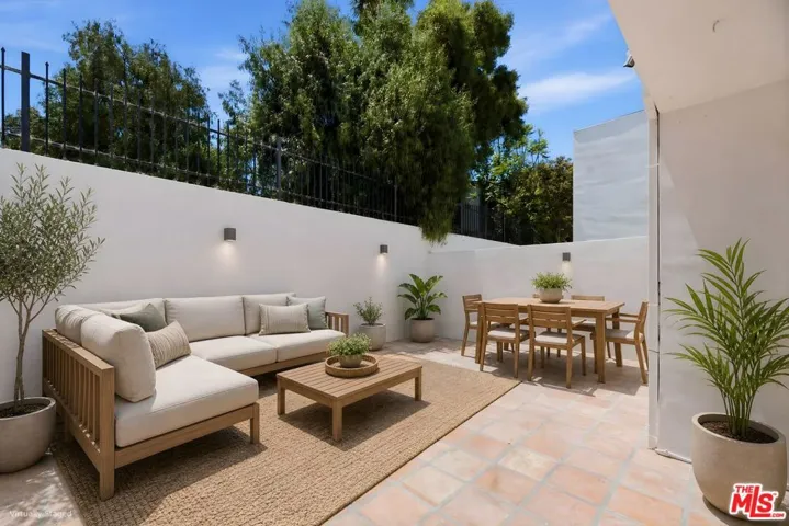 29221 Heathercliff Road 9, Malibu, California 90265