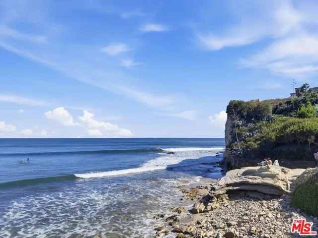 29221 Heathercliff Road 9, Malibu, California 90265
