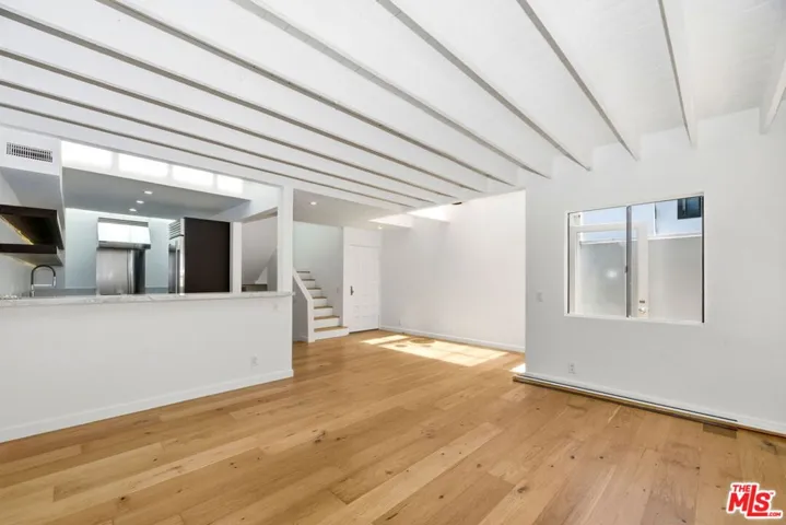 29221 Heathercliff Road 9, Malibu, California 90265