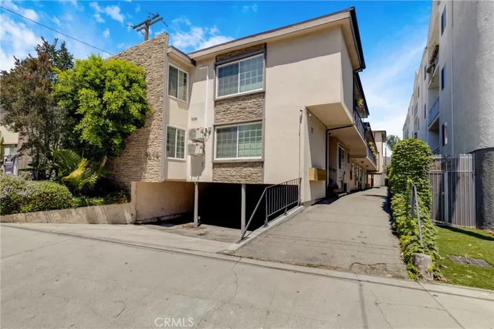 1814 Grismer, Burbank, California 91504