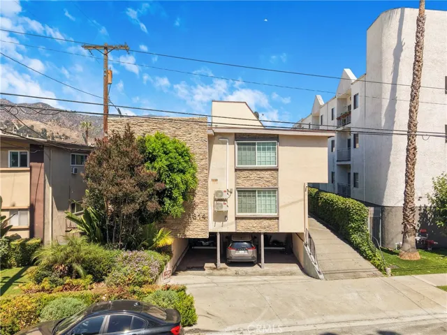 1814 Grismer, Burbank, California 91504