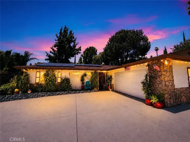 1496 E El Norte Parkway, Escondido, California 92027
