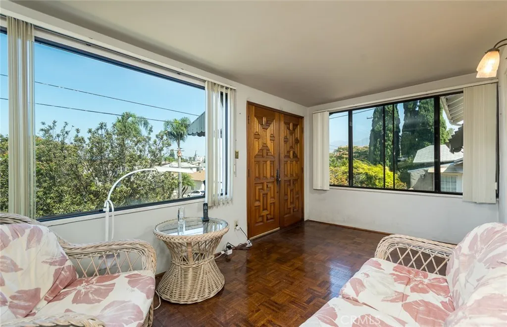 Enclosed porch
