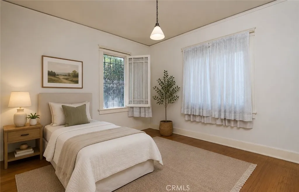Virtual staging bedroom 2