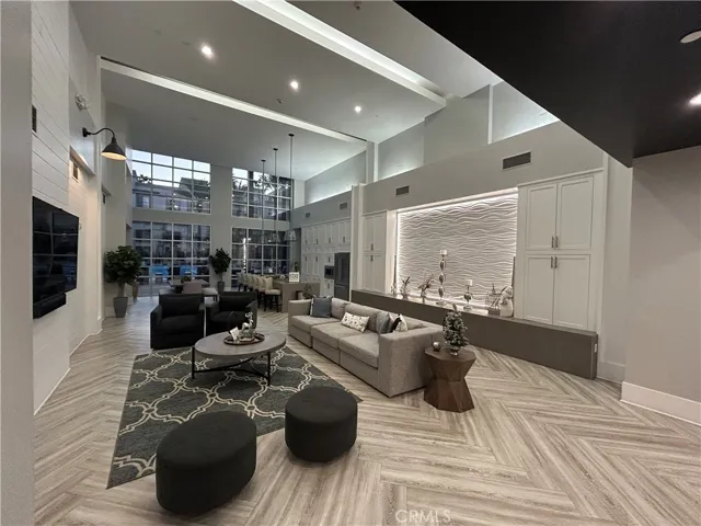 1356 Scholarship, Irvine, California 92612