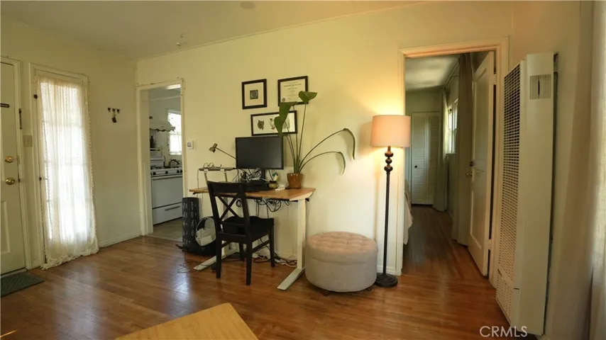 6237 Haviland, Whittier, California 90601