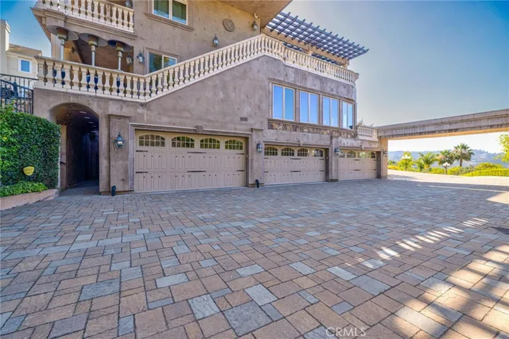 6 car garage