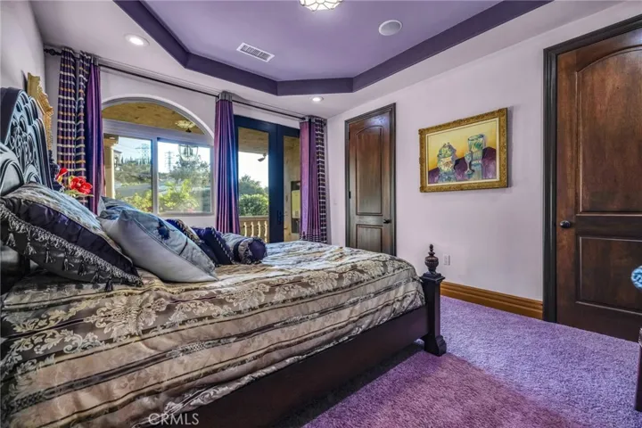 4TH BEDROOM SUITE UPSTAIRS W/BATHROOM