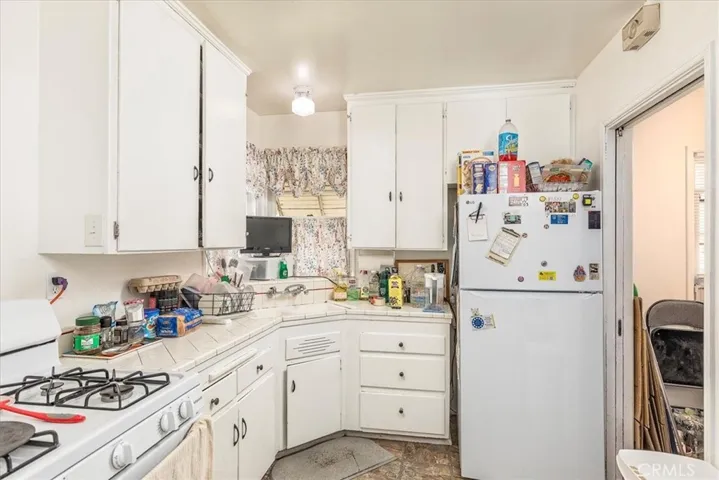 924 Walnut Street, San Gabriel, California 91776