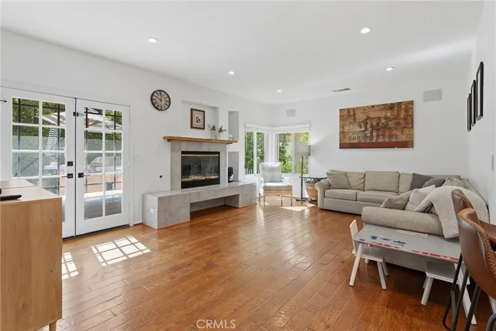 756 Cedar Point Place, Westlake Village, California 91362
