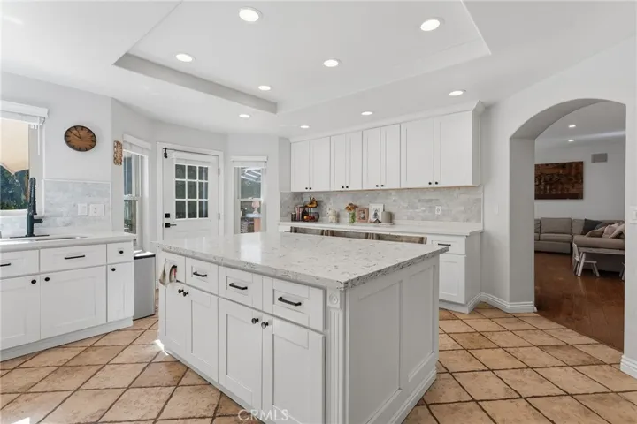 756 Cedar Point Place, Westlake Village, California 91362