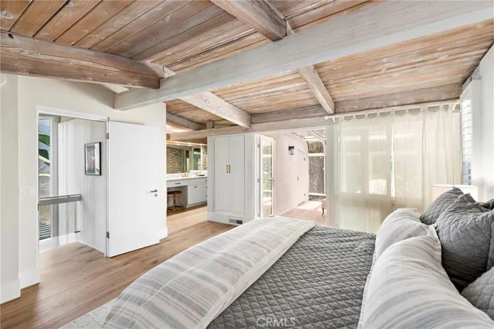 201 Nyes Place, Laguna Beach, California 92651