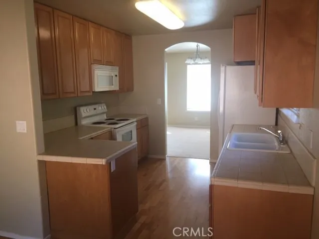 Kitchen with lots of counter space