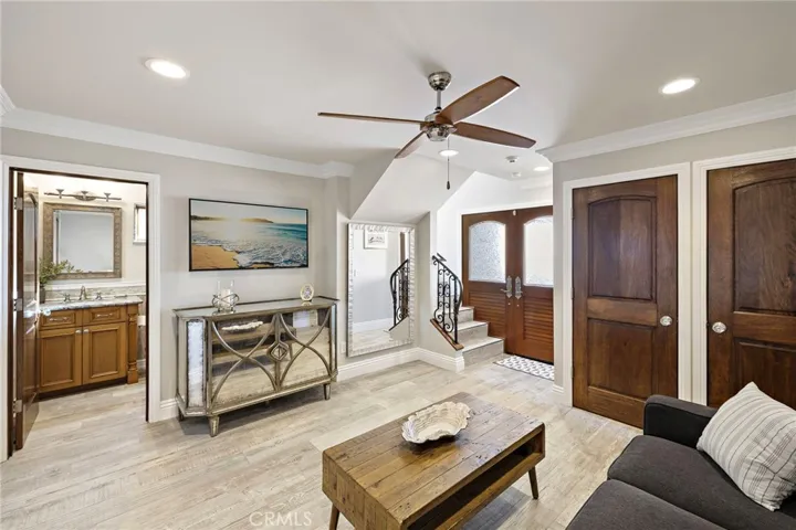 104 Blue Lagoon, Laguna Beach, California 92651