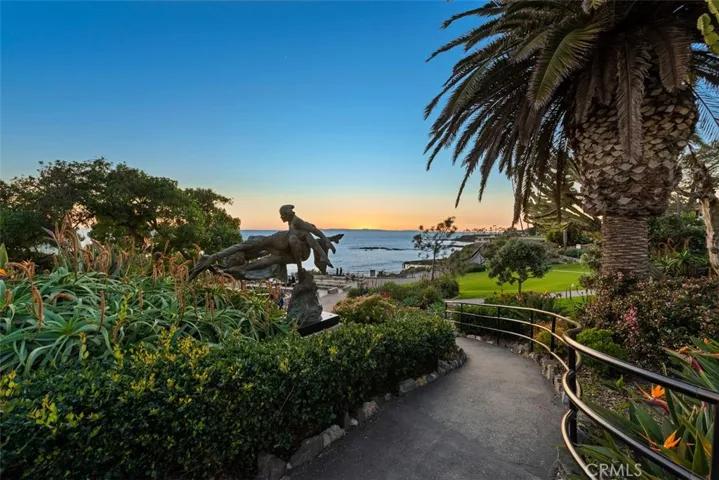 104 Blue Lagoon, Laguna Beach, California 92651