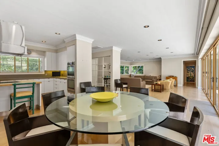 10630 Somma Way, Los Angeles, California 90077