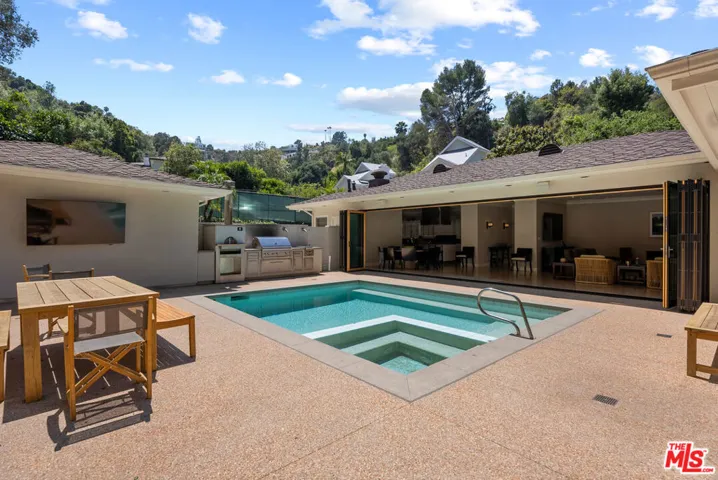 10630 Somma Way, Los Angeles, California 90077