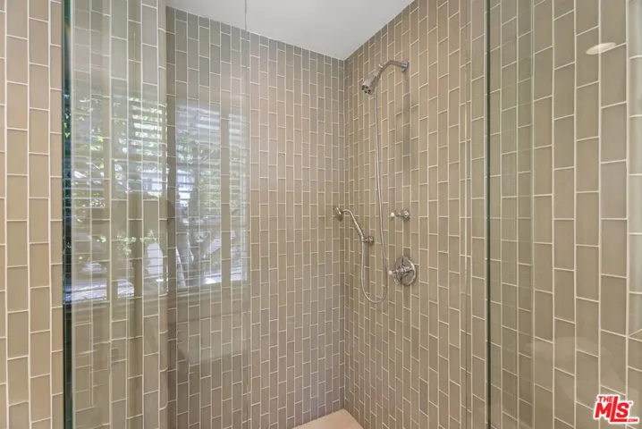 10630 Somma Way, Los Angeles, California 90077