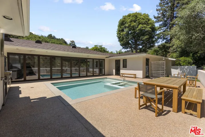 10630 Somma Way, Los Angeles, California 90077